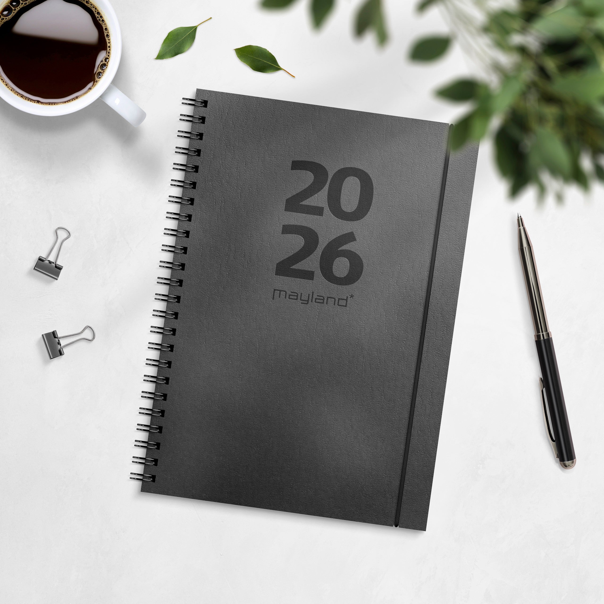 A5 International ugekalender tværf. sort genbrugskarton 2026