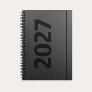 A5 ugekalender højformat matsort genbrugskarton 2027