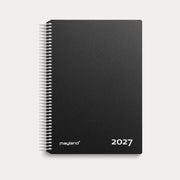Timekalender 2027 med sort omslag i PP-plast og spiralryg