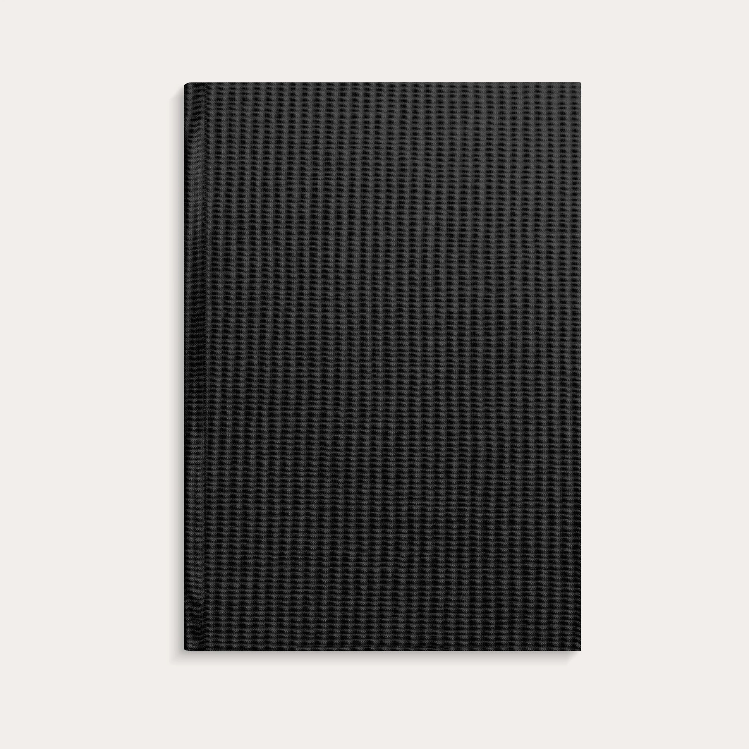 Notesbog tekstilpræg linj. A4 sort